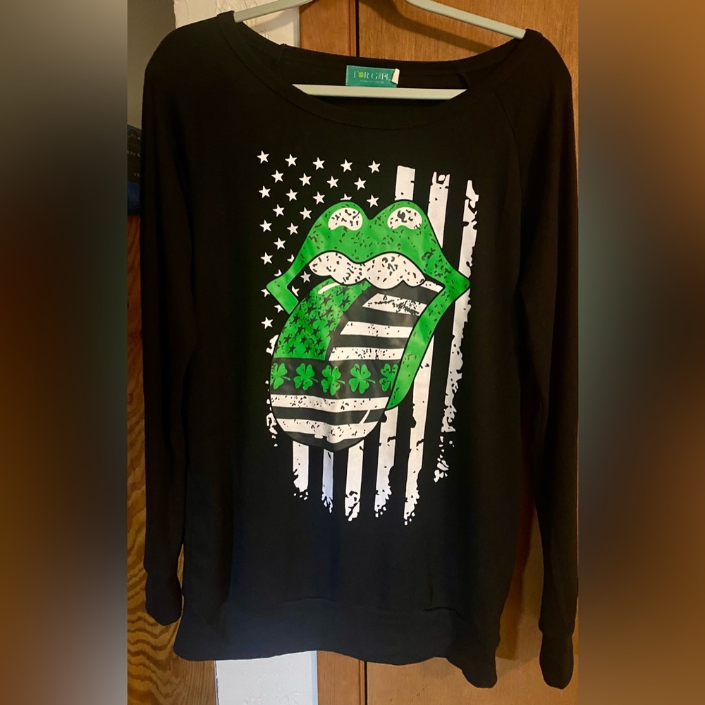 For Girls And Perfect Life 20”PTP Sz: L Black Sweatshirt with Green Graphic